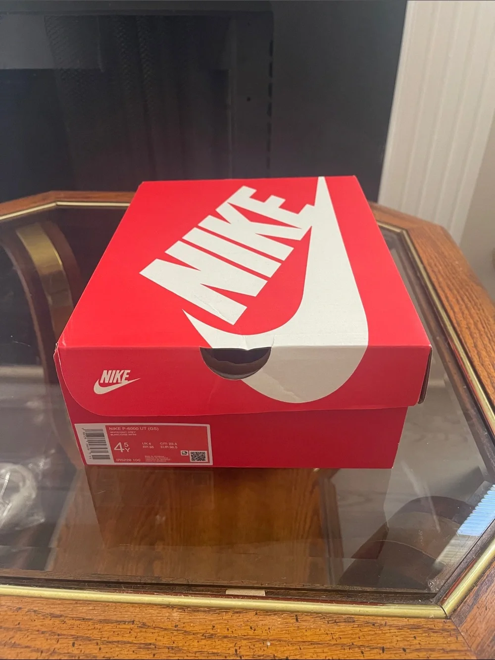 Nike Silver White Athletic Sneakers